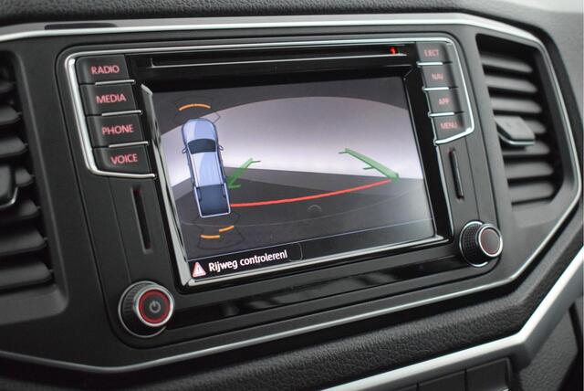 Volkswagen AMAROK 3.0 TDI 225pk DSG 4Motion DC Aventura Matgrijs Trekhaak Camera Leder Navigatie