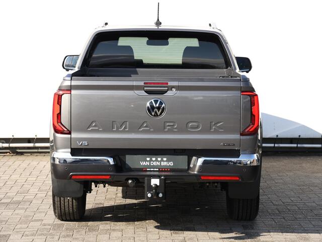 Volkswagen AMAROK 3.0 TDI 4Motion 240PK Automaat Plus Cabine | LED | ACC | Side Assist | Trekhaak | Stoelverwarming | 360 Camera | Park Assist | Leder |