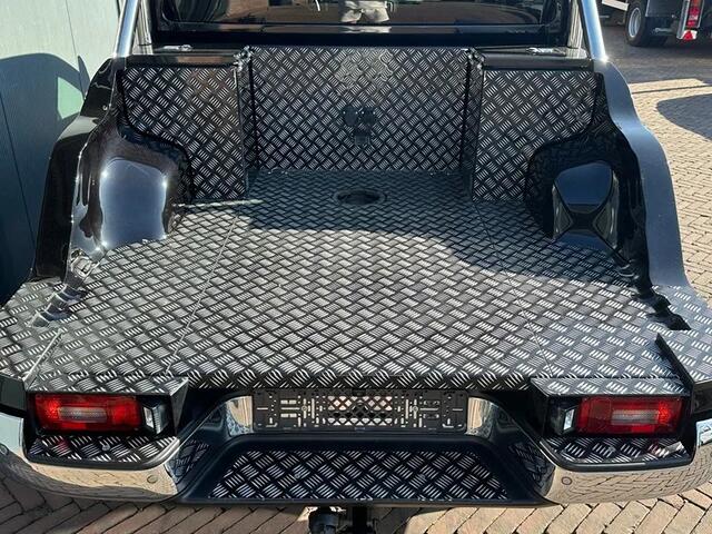 Volkswagen AMAROK 3.0 V6 TDI BE TREKKER LEER NAVI XENON BOMVOL!