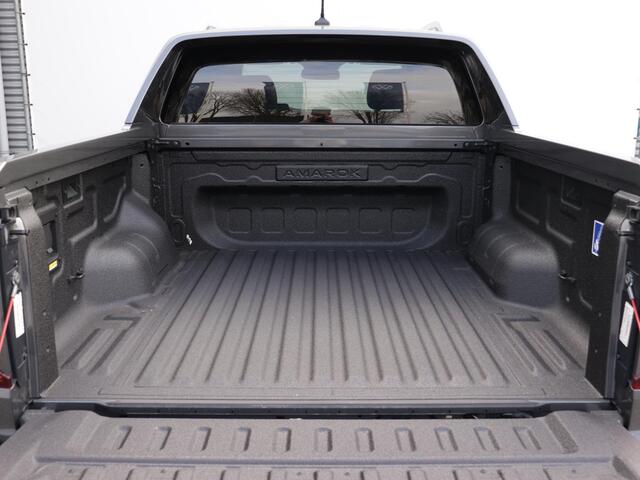 Volkswagen AMAROK 3.0 TDI V6 240pk 4Motion Aventura Plus Cabine | 360 Camera | Harman/Kardon | Sperdifferentieel | Dodehoekdetectie | Trekhaak | Leder | Navigatie |
