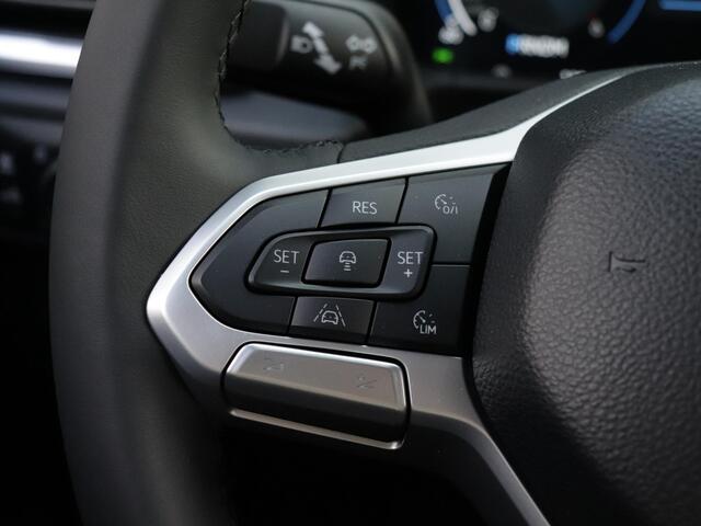Volkswagen AMAROK 3.0 TDI V6 240pk 4Motion Aventura Plus Cabine | 360 Camera | Harman/Kardon | Sperdifferentieel | Dodehoekdetectie | Trekhaak | Leder | Navigatie |
