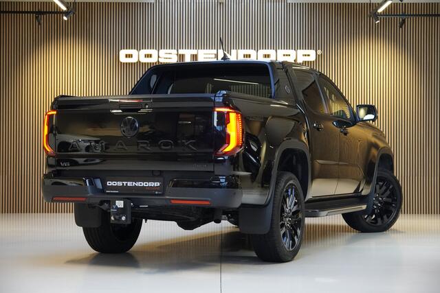 Volkswagen AMAROK 3.0TDI/240pk 4Motion Plus Cab Aventura BLACKSTYLE (2 persoons/ grijs kenteken)|2024|Leer|Trekhaak|360 Camera|Virtual Cockpit|Blindspot|21"Blackstyle|Blackstyle Roll Cover|IQ LED|PDC|Harman/Kardon|Cruise+ACC