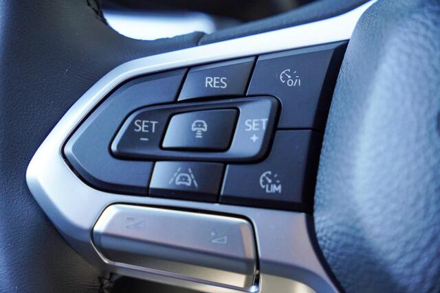 Volkswagen AMAROK 3.0 TDI V6 240 pk Aventura Elek. Rolkoffer Navi, 360 Camera, 21" LMV, IQ LED Koplampen, 2-Zits