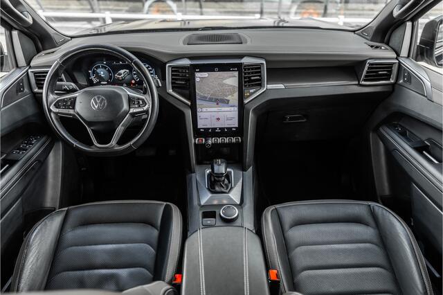 Volkswagen AMAROK 3.0 TDI 4Motion | ACC | Side Assist | 360 Camera | Trekhaak | Harman Kardon | 20'' velgen | Grijs kenteken | CarPlay | Lederen bekleding | Navigatie | Elek stoelen | LED Koplampen | Nieuwe APK