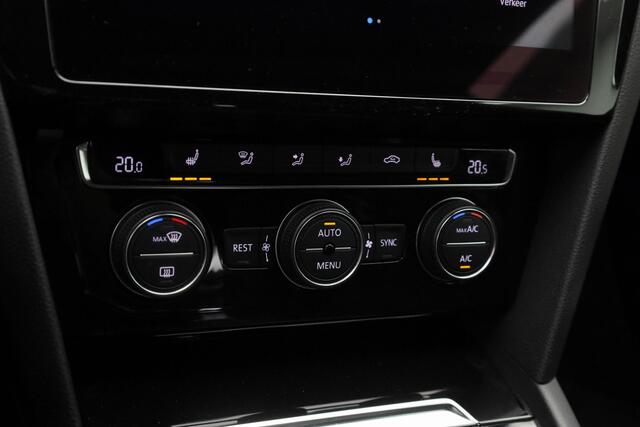 Volkswagen Arteon 2.0 TSI 190PK DSG Business R / R-Line | Panoramadak | Navigatie Discover Pro | Leder/alcantara | Achteruitrijcamera | Stoelverwarming