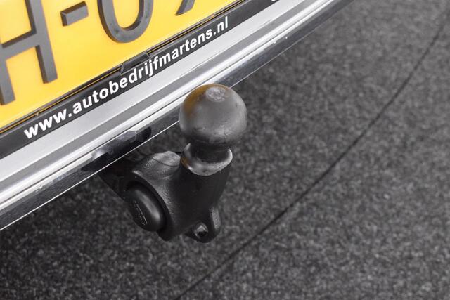Volkswagen Arteon 1.5 TSI 150pk DSG 2x R-Line Trekhaak Camera Keyless Virtual Cockpit Panoramadak Navigatie