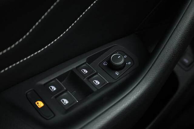 Volkswagen Arteon Shooting Brake 1.4 TSI eHybrid R-Line Business | Pano | HUD | 360cam | Massage | Elek. Trekhaak | Stoel- Stuurverw. |