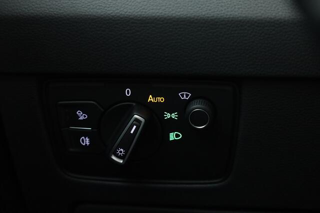 Volkswagen Arteon Shooting Brake 1.4 TSI eHybrid R-Line Business | Pano | HUD | 360cam | Massage | Elek. Trekhaak | Stoel- Stuurverw. |