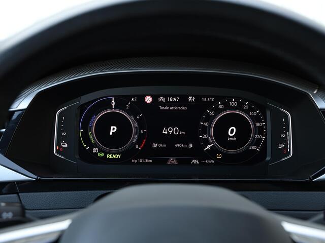 Volkswagen Arteon 1.4 TSI eHybrid R-Line Business+ 218pk DSG | LED | Navigatie | DCC | Panoramadak | Stoelverwarming | Blind spot | Head up display