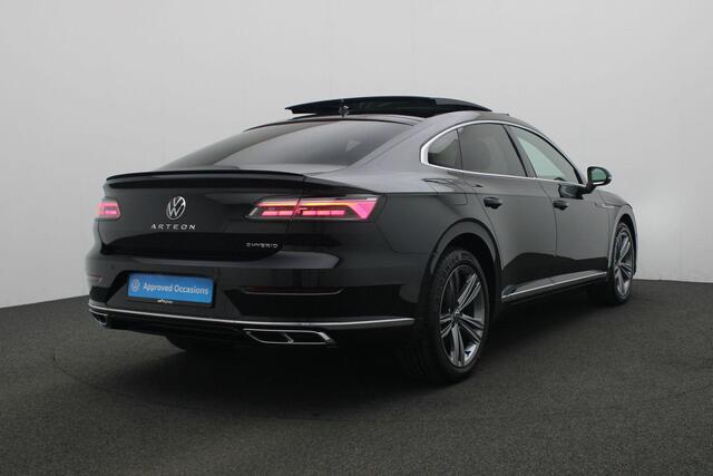 Volkswagen Arteon 1.4 TSI 218 pk DSG eHybrid R-Line Business+ | Panoramadak | Navigatie Discover Pro | Adaptief onderstel | Rondomzicht camera | Stoel-/achterbankverwarming | Massage
