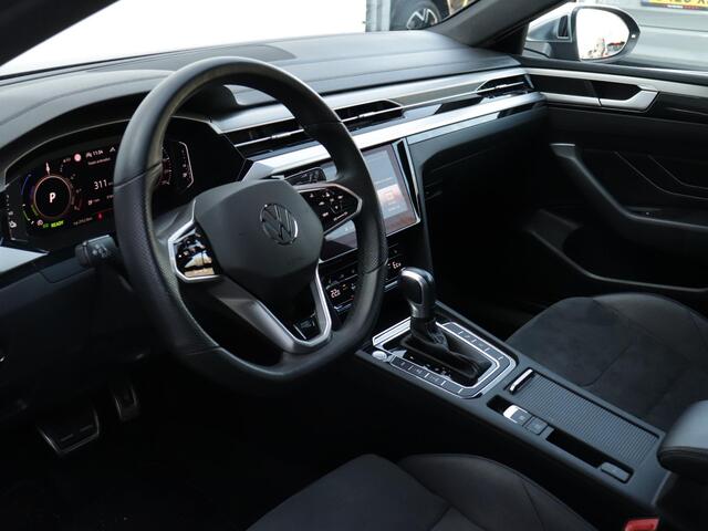 Volkswagen Arteon 1.4 TSI eHybrid R-Line Business | Panoramadak | Trekhaak | 360 Camera | DCC | Dodehoekdetectie | Stoelverwarming |