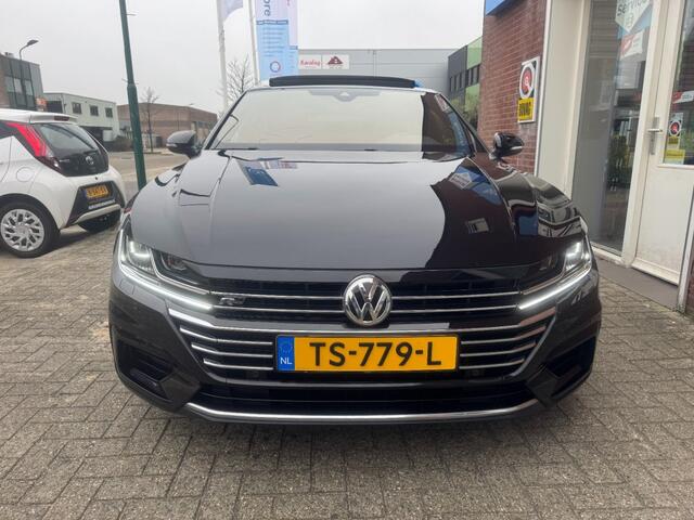 Volkswagen Arteon 1.5 TSi 110kW DSG Aut. Business R-Line Pano Virtual