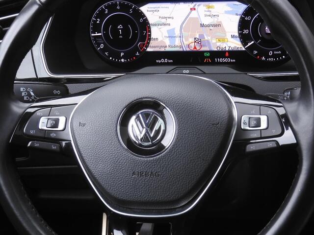 Volkswagen Arteon 1.5TSi ELEGANCE/ PANORAMADAK/ VIRTUAL DASH/ CAMERA
