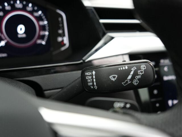 Volkswagen Arteon Shooting Brake 1.4 TSI 218 pk DSG eHybrid R-Line Business | LED koplampen | 19"LM Montevideo | Lederpakket | Business line | Schuif-kanteldak | Parkeerassistent | Digital Cockpit Pro |
