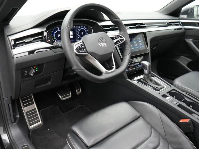 Volkswagen Arteon 1.4 TSI 218 pk eHybrid R-Line Business+ | LED Plus | Velgen 'Chennai, 19" | Bekleding, leder 'Nappa' | Panorama dak | Parkeer assistent | Navigatie 'Discover Pro'