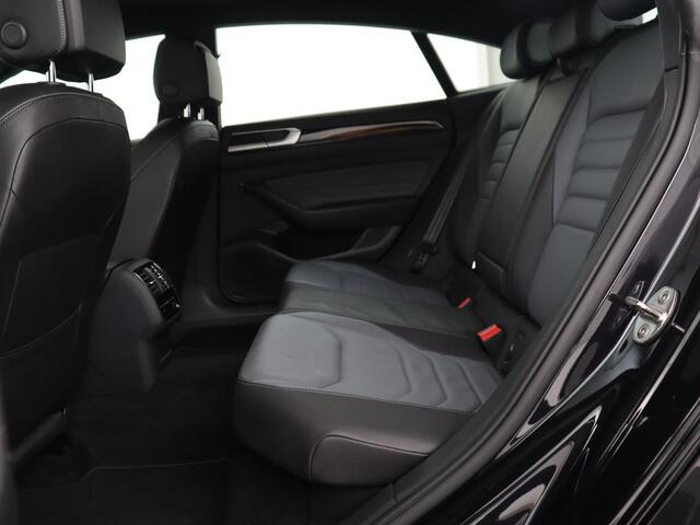 Volkswagen Arteon 2.0 TSI Elegance Business Exclusive | Camera | Head-up | LED | Virtual Cockpit | Pano.Dak | Stoelverwarming |