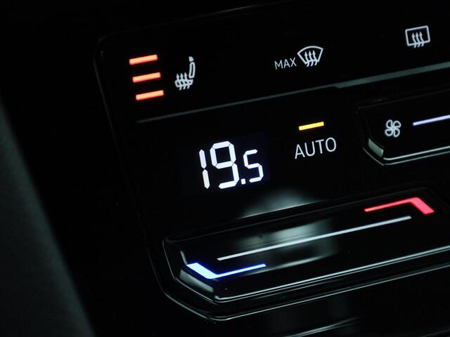 Volkswagen Arteon Shooting Brake 1.4 TSIeHybrid 160kW/218PK R-Line DSG · Panoramadak · Trekhaak · Leder · Camera · Achterbank verwarmd · Massagefunctie · Garantie tot januari 2029 of 100000km.