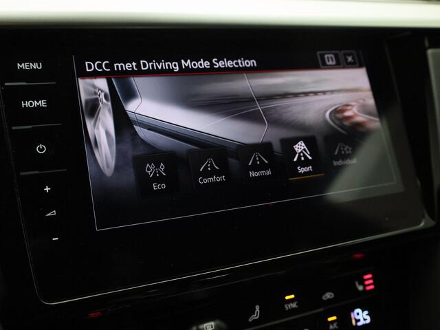 Volkswagen Arteon Shooting Brake 1.4 TSIeHybrid 160kW/218PK R-Line DSG · Panoramadak · Trekhaak · Leder · Camera · Achterbank verwarmd · Massagefunctie · Garantie tot januari 2029 of 100000km.
