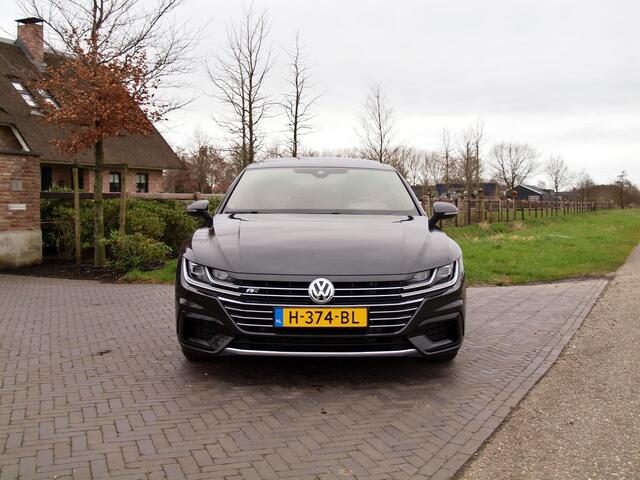 Volkswagen Arteon 2.0 TSI Business R Exclusive Elektrisch glazen Panorama-dak | 2X R-Line | Virtual Cockpit | Camera | Apple Carplay |
