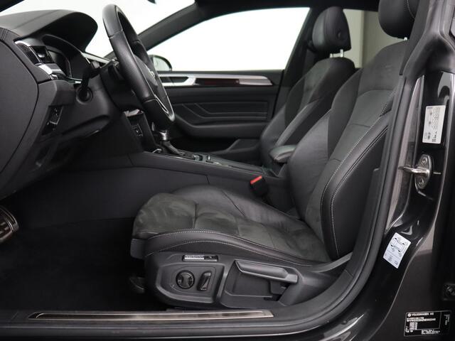 Volkswagen Arteon 1.4 TSI eHybrid R-Line Business | Panoramadak | Trekhaak wegklapbaar | Camera | Stoel & Stuurverwarming | Adaptive Cruise | Carplay | Elektrische achterklep