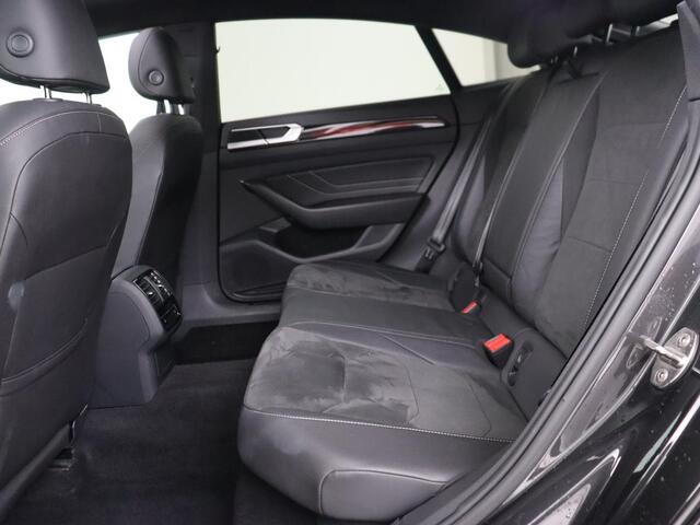 Volkswagen Arteon 1.4 TSI eHybrid R-Line Business | Panoramadak | Trekhaak wegklapbaar | Camera | Stoel & Stuurverwarming | Adaptive Cruise | Carplay | Elektrische achterklep