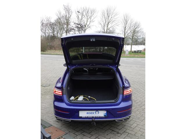 Volkswagen Arteon Shooting Brake 1.4 TSI eHybrid R-Line PANO | HUD | TREKH. | ACC | DODE-HOEK
