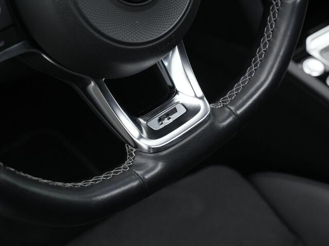 Volkswagen Arteon 1.5 TSI 150 pk DSG Business R / R-Line | Panoramadak | Leder/alcantara | Stoelverwarming | Adaptive Cruise