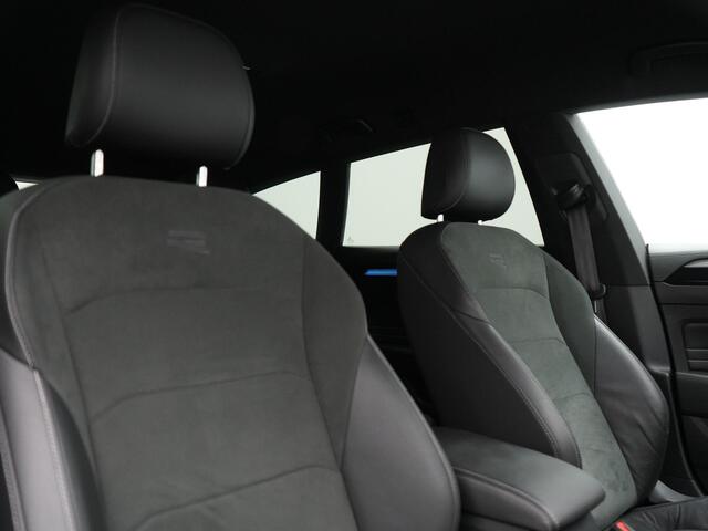 Volkswagen Arteon Shooting Brake 1.4 TSI eHybrid R-Line Plug In Hybrid 218pk Dealer O.H PHEV | Trekhaak Af Fabriek | Adaptive Cruise | 360 Camera | IQ Light | Alcantara Sportstoelen Message & Verwarmd | Blis | Apple Carplay | Navigatie | Virtual | DAB |