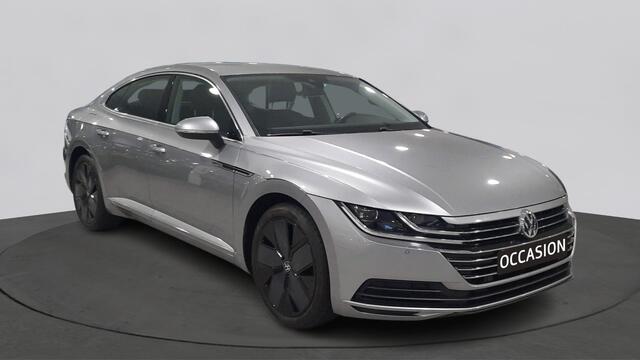 Volkswagen Arteon 1.5 TSI 150 pk TSI DSG Automaat Executive | PDC | Navi | Clima | LED | 19" velgen |