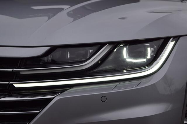 Volkswagen Arteon 1.5 TSI DSG R-Line / Panodak /trekhaak wegklb. /DynAudio/ DCC/ 19 Inch LM,/ Navi Pro/360gr Camera