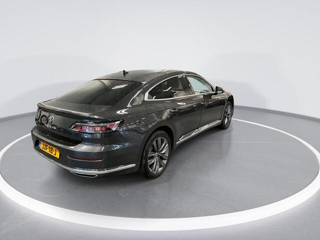 Volkswagen Arteon 1.4 TSI 218pk DSG eHybrid Elegance Business · Wegklapbare Trekhaak · Camera · Apple/Android Car Play · Dodehoek Detectie · Navigatie · 18'' Inch ·