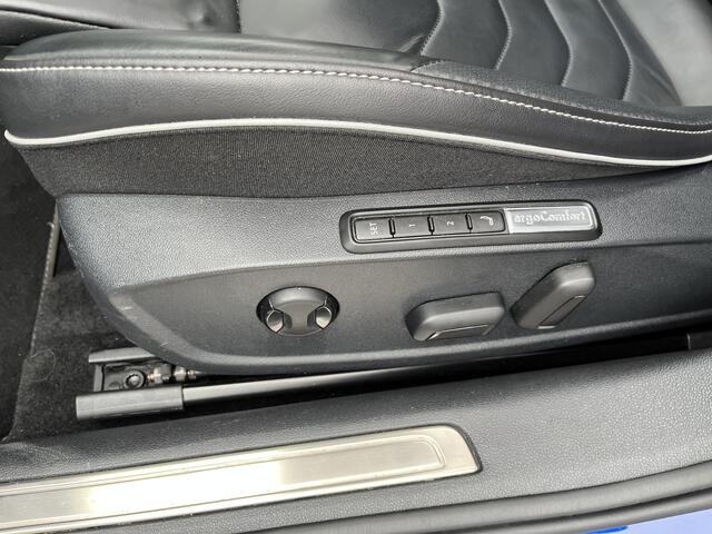 Volkswagen Arteon Shooting Brake 1.4 TSI eHybrid 2x R-Line / AUTOMAAT/ PANO/ TREKHAAK/ 360 CAMERA/ DCC/ CARBON/ HEAD-UP DISPLAY/ LEDEREN MEMORY SEATS/ DODE HOEK/ KEYELSS/ APP CONNECT/ ADAPT. CRUISE/ STOELVERWARM. V & A/ NAVI/ CLIMA/ DAB/ 19" LMV