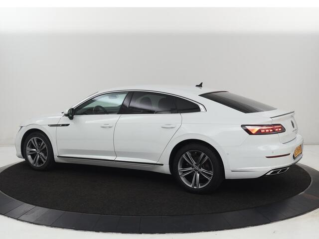 Volkswagen Arteon 1.4 TSI eHybrid R-Line | Head-Up | 360 Camera | Stoelverwarming | Leder/Alcantara | Carplay | Massage | Achterbankverwarming | Virtual Cockpit | LED Plus | Navigatie | PHEV | Plug In