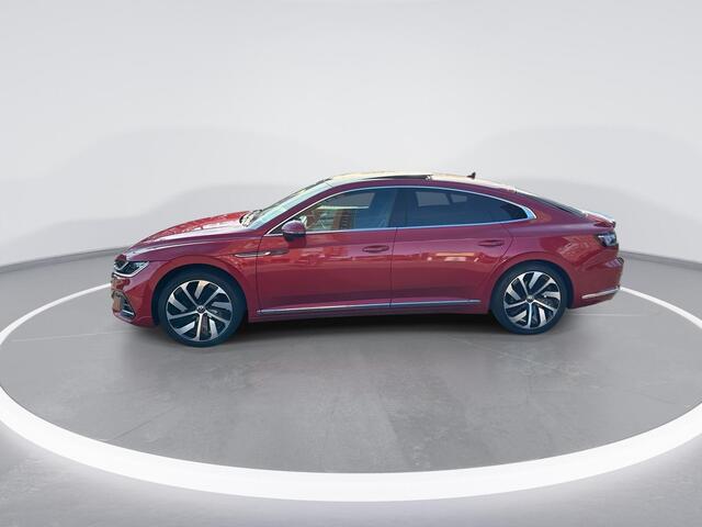 Volkswagen Arteon 1.4 TSI eHybrid 218pk DSG R-Line Business+ · Leder · Panoramadak · Camera · Stoelverwarming · Elektrische Trekhaak · Apple/Android Car Play · Stuurwiel verwarmd ·