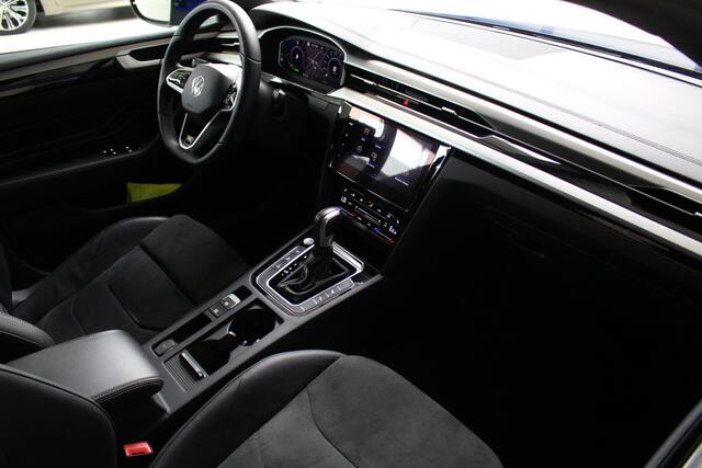 Volkswagen Arteon Shooting Brake 1.4 TSI 218PK eHybrid R-Line Panoramadak | IQ-Light | Camera | Keyless | Privacy Glass