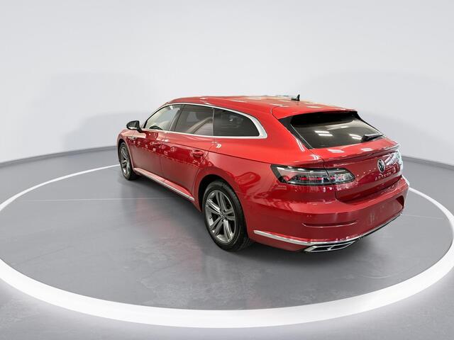 Volkswagen Arteon Shooting Brake 1.4 TSI 218pk DSG eHybrid R-Line Business+ · Panoramadak · Camera · Wegklapbare Trekhaak · Head-Up · Stoelverwarming · Achterbank Verwarming · 18'' Inch ·