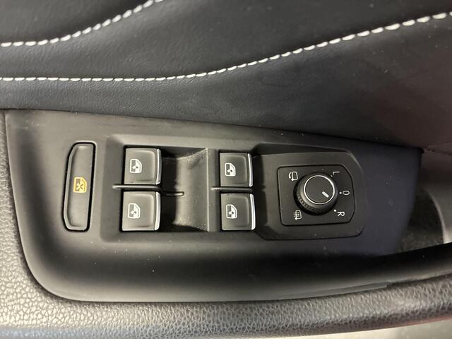 Volkswagen Arteon Shooting Brake 1.4 TSI 218pk DSG eHybrid R-Line Business+ · Panoramadak · Camera · Wegklapbare Trekhaak · Head-Up · Stoelverwarming · Achterbank Verwarming · 18'' Inch ·