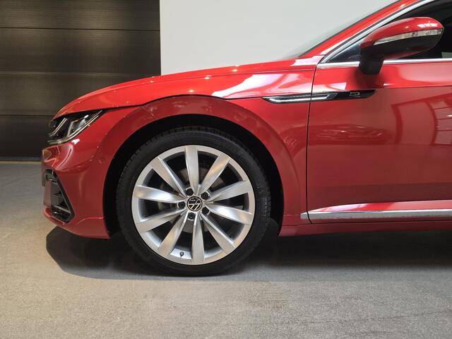 Volkswagen Arteon Shooting Brake 1.4 TSI eHybrid R-Line Business+ Panorama/Schuifdak - Stoelverwarming voor en achter - Massagefunctie - Head-up display - Apple Carplay/Android Auto - Dodehoekdetectie - Trekhaak