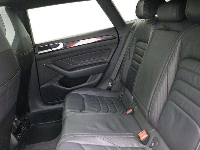 Volkswagen Arteon Shooting Brake 1.4 TSI eHybrid R-Line Business+ PHEV / Standkachel / R-Line / HUD Display / SoH 89% / Panoramadak / 360 Camera / 1600 KG Trekgewicht / Massagestoel / Elektrische Voorstoelen / Elektrische achterklep / Plug-in-Hybrid /