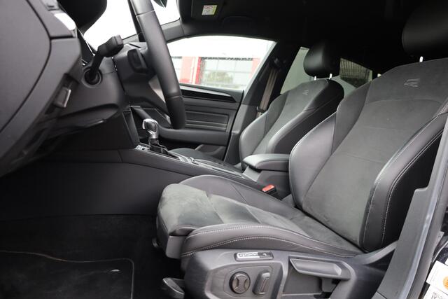 Volkswagen Arteon 1.4 TSI eHybrid R-Line Business+ camera side assist discover pro navigatie LED IQ Matrix ACC leder alcantara digital cockpit pro 4x stoelverwarming travel assist light assist draadloos carplay zwarte dakhemel keyless go spraak bediening draadloos laden