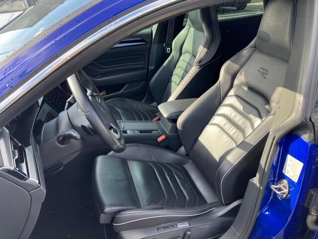 Volkswagen Arteon Shooting Brake 2.0 TSI 190pk DSG R-Line Business+ Panorama Wegkl. trekhaak Harman/Kardon 360 camera Carplay