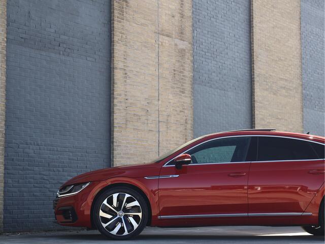 Volkswagen Arteon 2.0 TSI R-line Business 19" | ACC | Virtual Cockpit | Carplay | Trekhaak | Keyless