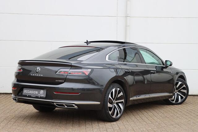 Volkswagen Arteon 1.4 eHybrid R-Line 218pk DSG6 | SOH 91,5% | Pano | Stoel voor- en achterverwarming | trekhaak