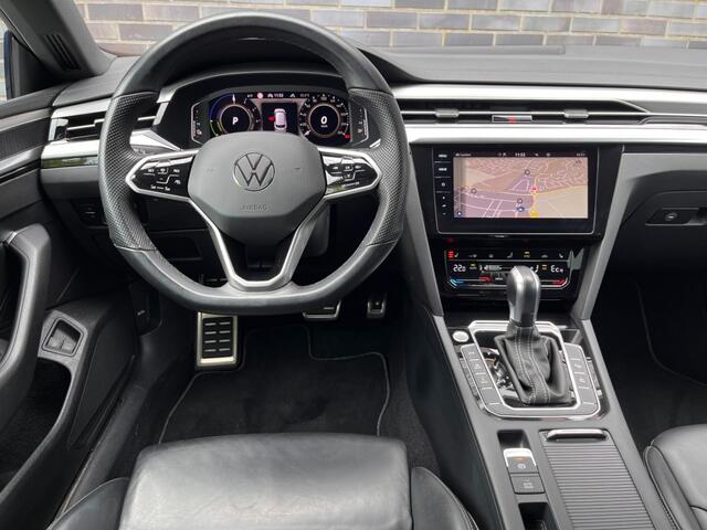 Volkswagen Arteon 1.4 TSi EHYBRID R-LINE - LEDER - PANO - TREKH. - 19 INCH