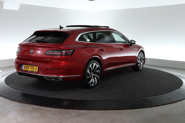 Volkswagen Arteon Shooting Brake 1.4 TSI eHybrid R-Line Business+ | SCHUIF-KANTEL | TREKHAAK | CARPLAY |