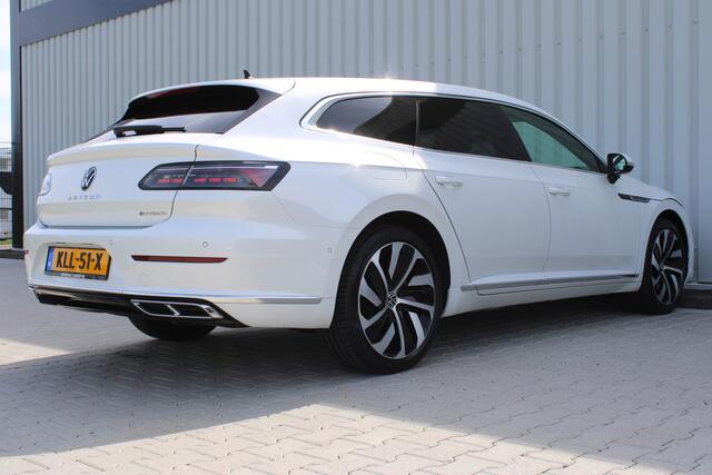 Volkswagen Arteon Shooting Brake 1.4 TSI eHybrid R-Line Business+ | Incl. 12 maanden garantie | Schuif/kantel dak | Adaptieve cruise control | Standkachel | Uitklapbare trekhaak | Head-up display | Massage stoel | Apple carplay/Android auto | Stoelverwarming voor/achter |
