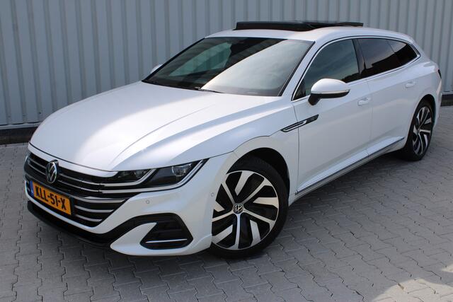 Volkswagen Arteon Shooting Brake 1.4 TSI eHybrid R-Line Business+ | Incl. 12 maanden garantie | Schuif/kantel dak | Adaptieve cruise control | Standkachel | Uitklapbare trekhaak | Head-up display | Massage stoel | Apple carplay/Android auto | Stoelverwarming voor/achter |