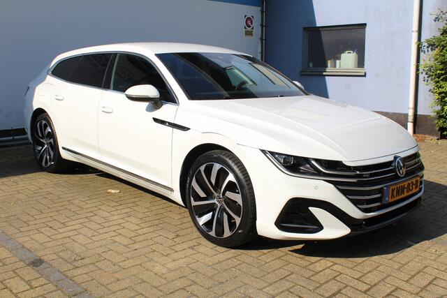 Volkswagen Arteon Shooting Brake 1.4 TSI eHybrid R-Line Business+ | Incl. 12 maanden Garantie | SoH 100% | Dealer onderhouden | Massage stoel | Stoelverwarming voor & achter | Stuurverwarming | Elektrische kofferbakklep | Adaptive cruise | Keyless entry/start | Achteruitri
