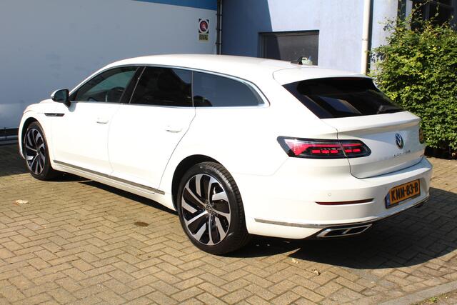 Volkswagen Arteon Shooting Brake 1.4 TSI eHybrid R-Line Business+ | Incl. 12 maanden Garantie | SoH 100% | Dealer onderhouden | Massage stoel | Stoelverwarming voor & achter | Stuurverwarming | Elektrische kofferbakklep | Adaptive cruise | Keyless entry/start | Achteruitri