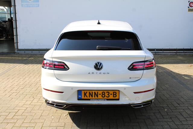 Volkswagen Arteon Shooting Brake 1.4 TSI eHybrid R-Line Business+ | Incl. 12 maanden Garantie | SoH 100% | Dealer onderhouden | Massage stoel | Stoelverwarming voor & achter | Stuurverwarming | Elektrische kofferbakklep | Adaptive cruise | Keyless entry/start | Achteruitri